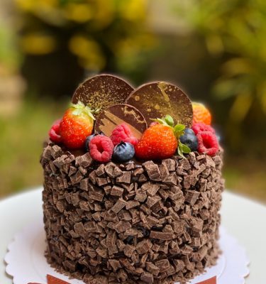 CHOCOLATE CON FRUTOS ROJOS Y TROCITOS